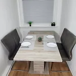 Naehe Duesseldorf Messe Expo, Airport, Train Station Apartament *