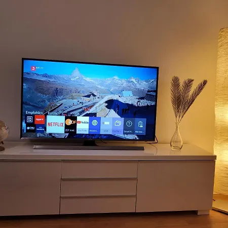 Naehe Duesseldorf Messe Expo, Airport, Train Station * Дуйсбург