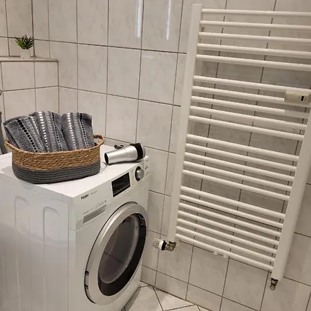 Naehe Duesseldorf Messe Expo, Airport, Train Station Appartement *