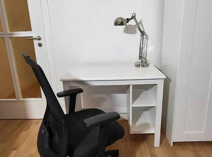 Naehe Duesseldorf Messe Expo, Airport, Train Station Апартаменты Дуйсбург