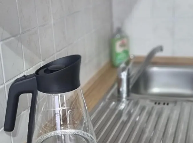 Naehe Duesseldorf Messe Expo, Airport, Train Station Дуйсбург