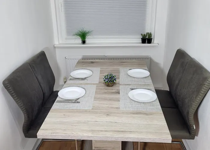 Naehe Duesseldorf Messe Expo, Airport, Train Station Апартаменты *